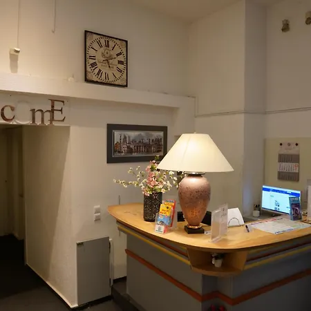 Отель Ambert Берлин