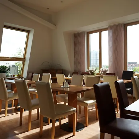 Hotel Ambert 3*