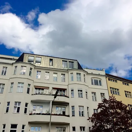 Ambert Hotel 3*