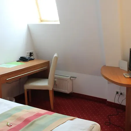 Hotel Ambert 3*
