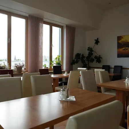 Hotel Ambert 3*