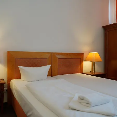 Hotel Ambert 3*